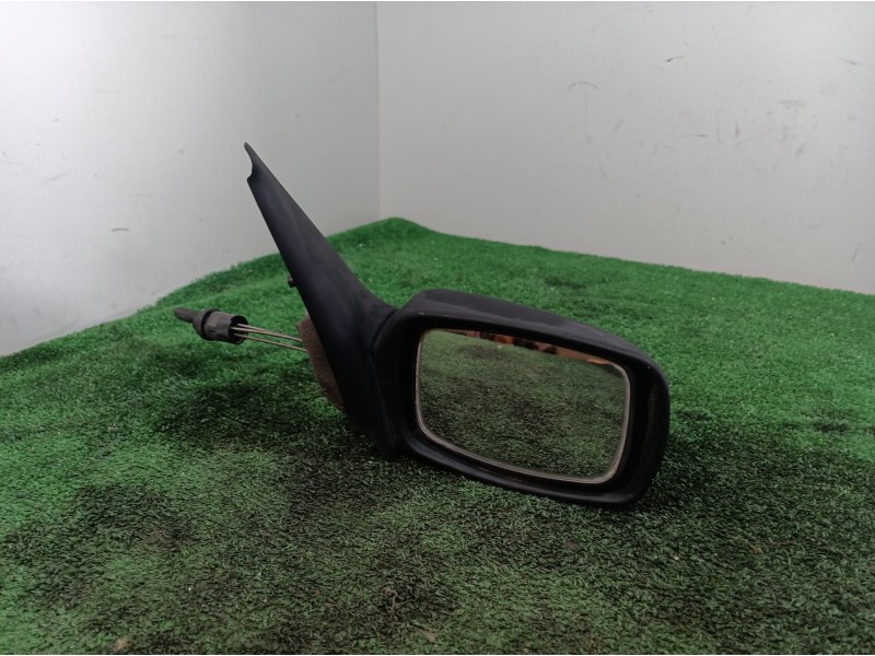 Recambio de retrovisor derecho para ford fiesta berlina básico referencia OEM IAM 3004504 3004504 3004504
