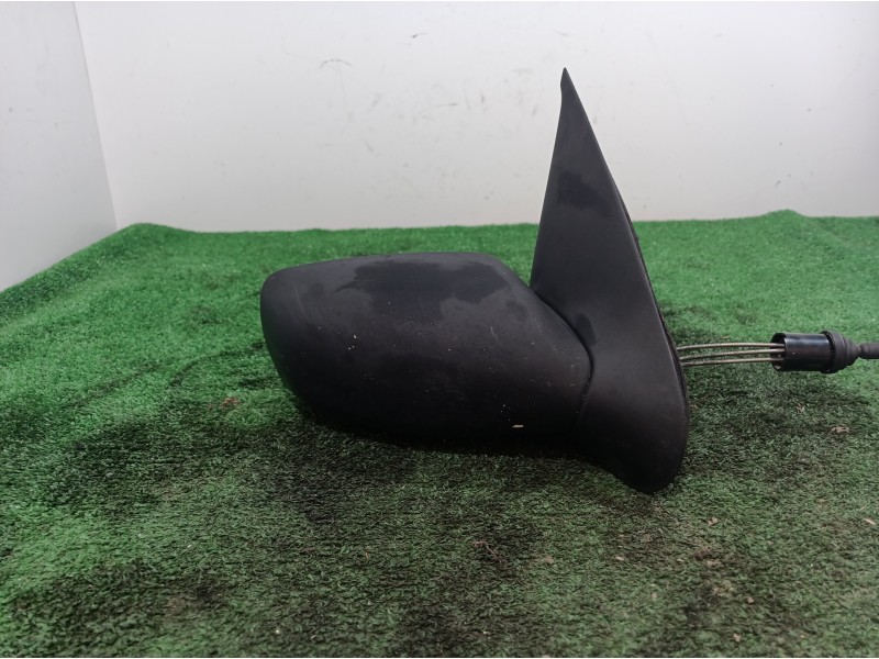 Recambio de retrovisor derecho para ford fiesta berlina básico referencia OEM IAM 3004504 3004504 3004504