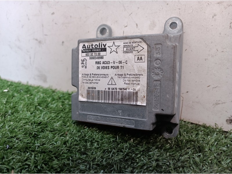 Recambio de centralita airbag para peugeot 206 sw 1.6 16v cat referencia OEM IAM 9660349980 21619695 216196945