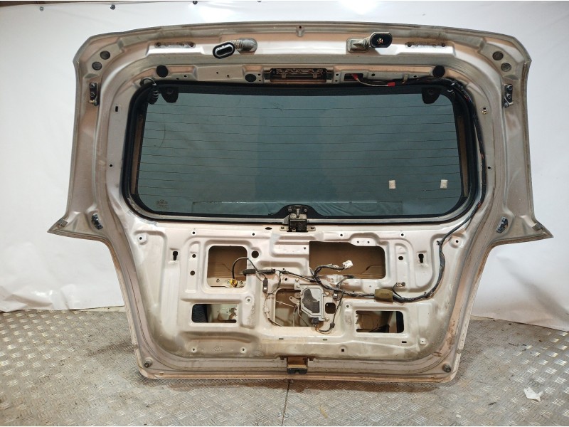 Recambio de porton trasero para kia sorento 2.5 crdi concept referencia OEM IAM   