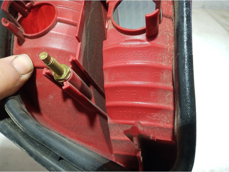 Recambio de piloto trasero izquierdo para renault vel satis (bj0) referencia OEM IAM 8200014359 8200014359 8200014359