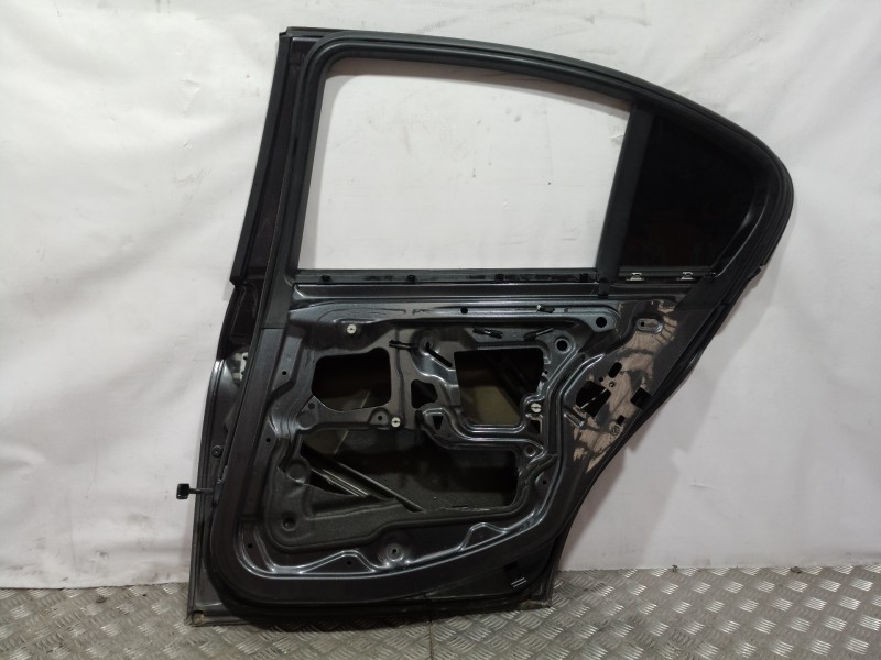 Recambio de puerta trasera derecha para bmw serie 3 berlina (e90) 325i referencia OEM IAM   