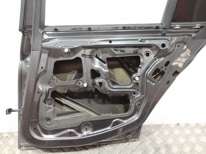 Recambio de puerta trasera derecha para bmw serie 3 berlina (e90) 325i referencia OEM IAM   