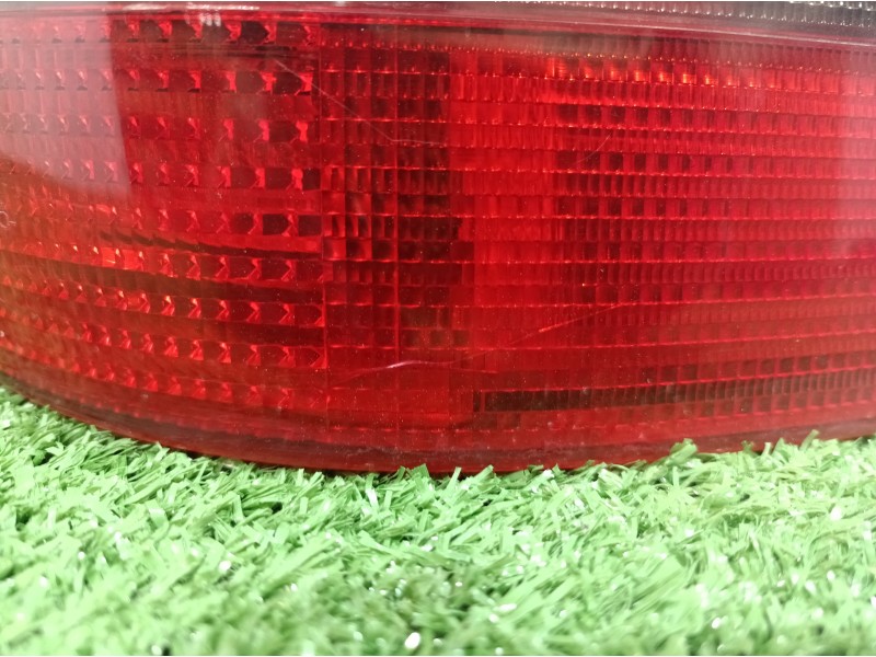 Recambio de piloto trasero derecho para volkswagen golf iv berlina (1j1) referencia OEM IAM 1J6945112S 1J6945112S 1J6945112