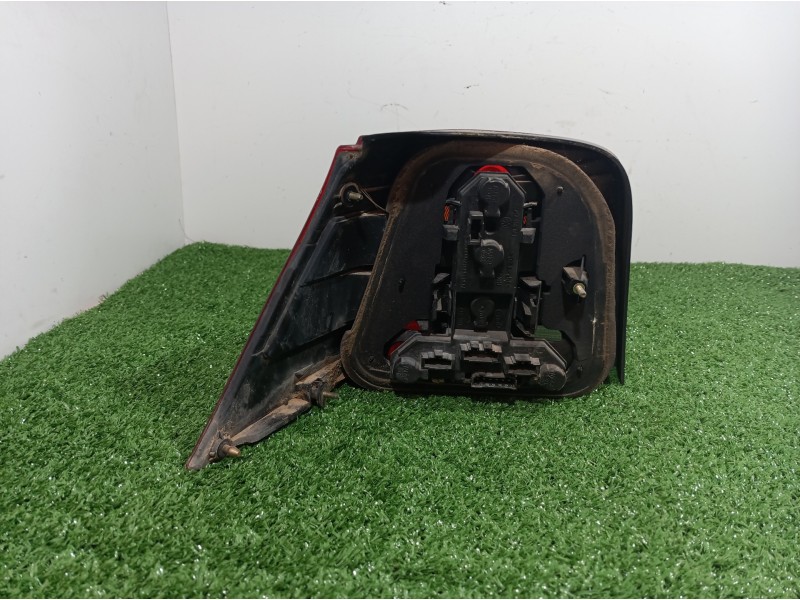 Recambio de piloto trasero derecho para volkswagen golf iv berlina (1j1) referencia OEM IAM 1J6945112S 1J6945112S 1J6945112