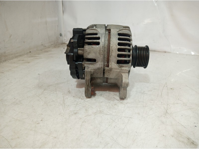 Recambio de alternador para volkswagen golf v berlina (1k1) conceptline (e) referencia OEM IAM 036903024J 036903024J 036903024J