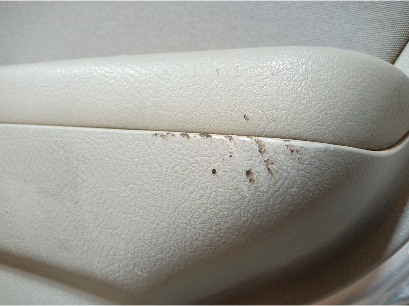 Recambio de puerta trasera derecha para kia sorento 2.5 crdi concept referencia OEM IAM   