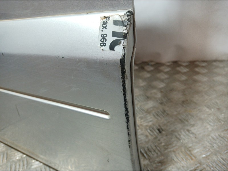 Recambio de puerta delantera izquierda para kia sorento 2.5 crdi concept referencia OEM IAM   