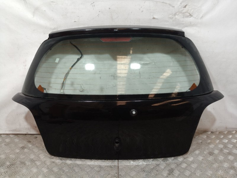 Recambio de porton trasero para toyota yaris (ncp1/nlp1/scp1) 1.0 linea luna referencia OEM IAM   