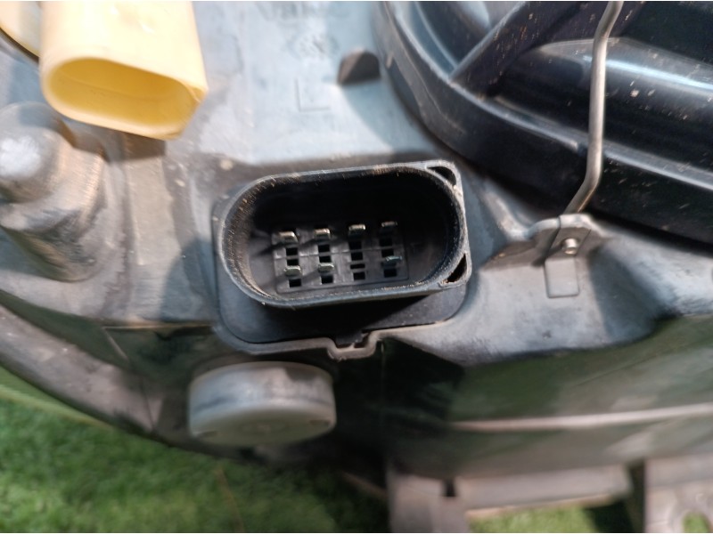 Recambio de faro izquierdo para seat ibiza (6k1) referencia OEM IAM   