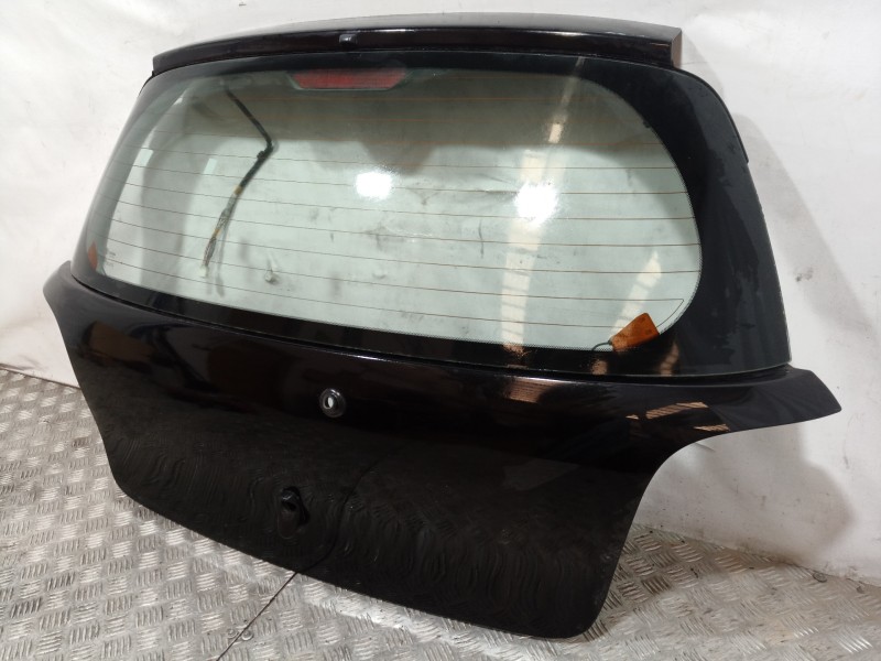 Recambio de porton trasero para toyota yaris (ncp1/nlp1/scp1) 1.0 linea luna referencia OEM IAM   