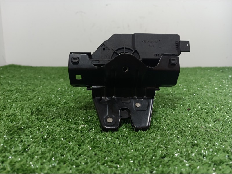 Recambio de cerradura maletero / porton para bmw serie 3 berlina (e46) referencia OEM IAM 8196401 8196401 8196401