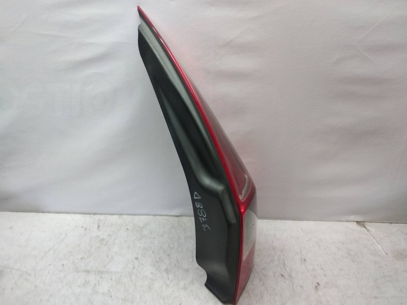 Recambio de piloto trasero derecho para renault megane ii familiar 1.5 dci diesel referencia OEM IAM 8200417351 8200417351 82004