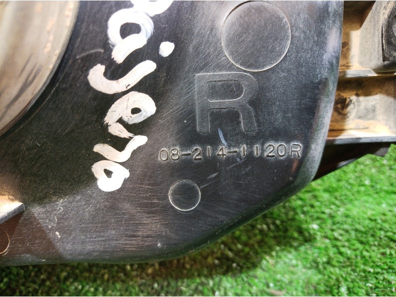 Recambio de faro derecho para mitsubishi montero (v20/v40) 2.8 turbodiesel referencia OEM IAM 082141120R 082141120R 082141120R