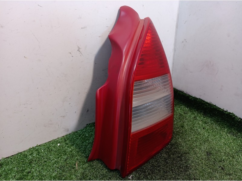Recambio de piloto trasero derecho para citroën c2 audace referencia OEM IAM 968028368000 VP3CKX 13404BA