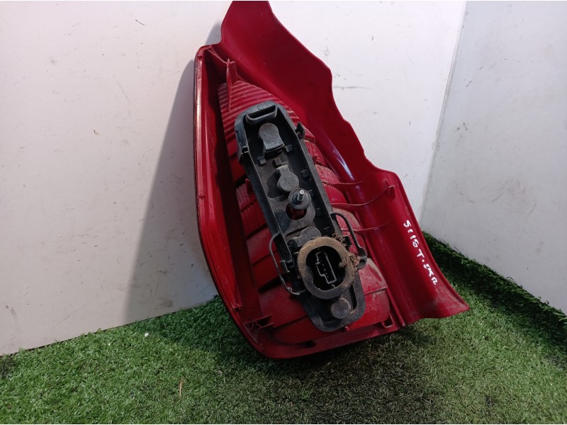 Recambio de piloto trasero derecho para citroën c2 audace referencia OEM IAM 968028368000 VP3CKX 13404BA