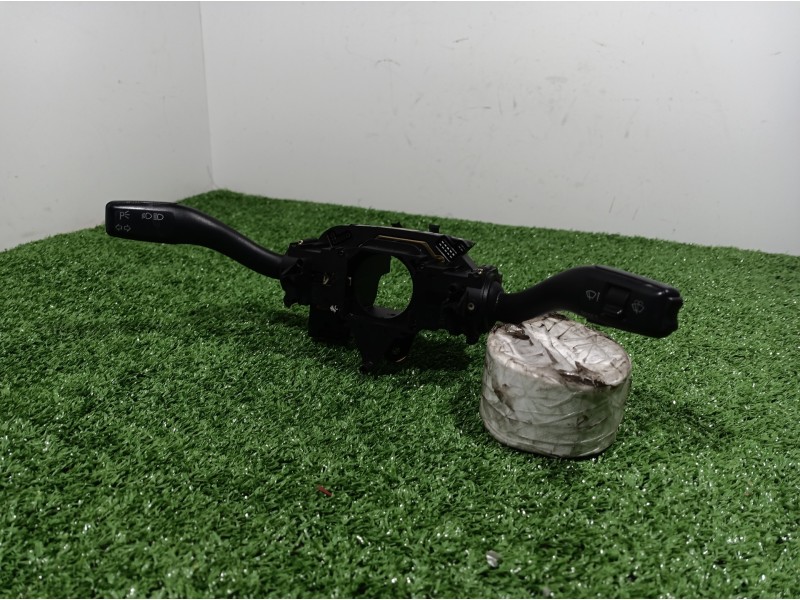 Recambio de mando multifuncion para audi a4 berlina (8e) 1.9 tdi (96kw) referencia OEM IAM 8E0953549F 8E0953549F 05114403