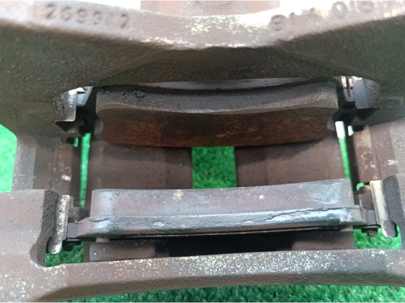 Recambio de pinza freno delantera izquierda para toyota corolla (e12) referencia OEM IAM 26937D 26937D 26937