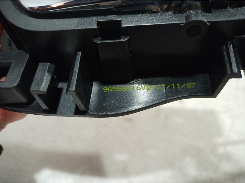 Recambio de cerradura puerta trasera derecha para citroën c4 picasso exclusive referencia OEM IAM 24097816 24097816 24097816