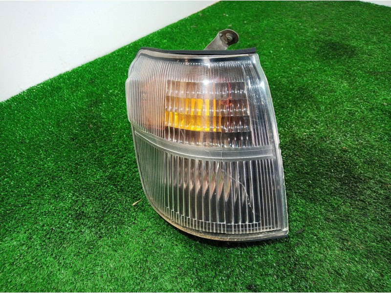 Recambio de piloto delantero derecho para mitsubishi montero (v20/v40) 2.8 turbodiesel referencia OEM IAM 21037746 21037746 2103