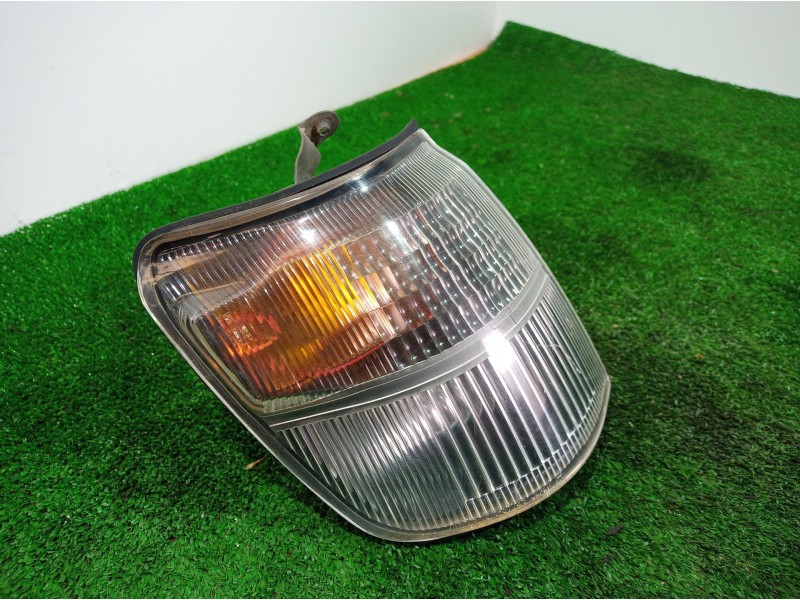 Recambio de piloto delantero derecho para mitsubishi montero (v20/v40) 2.8 turbodiesel referencia OEM IAM 21037746 21037746 2103