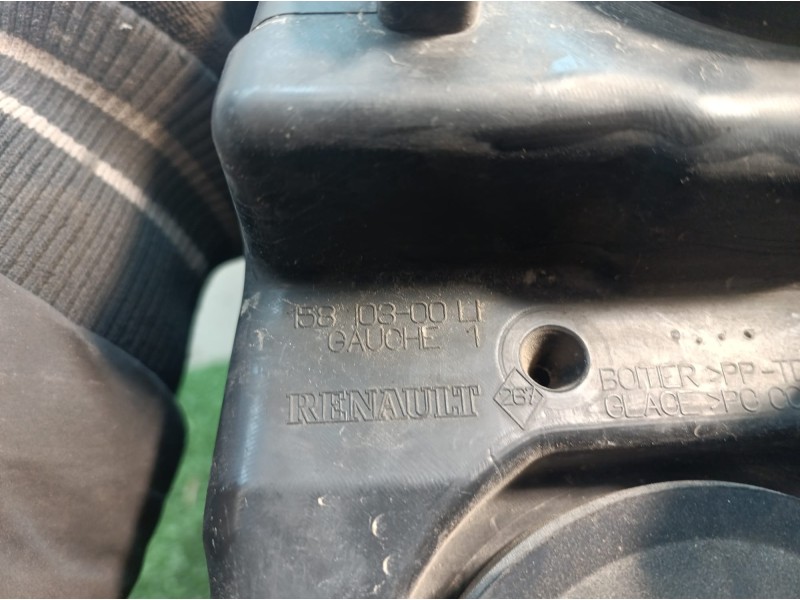 Recambio de faro izquierdo para renault scenic ii referencia OEM IAM 15810300LI 15810300LI 15810300