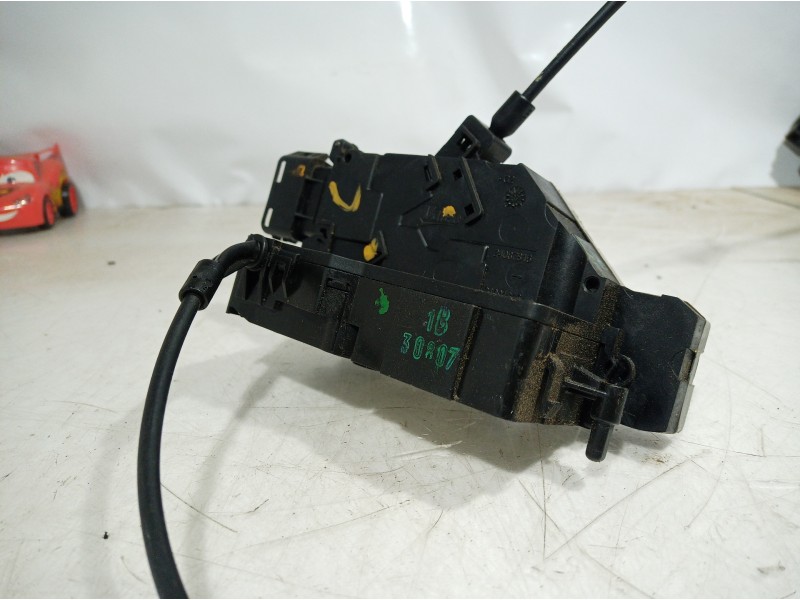 Recambio de cerradura puerta trasera izquierda para citroën c4 picasso exclusive referencia OEM IAM 24087816 24087816 24087816