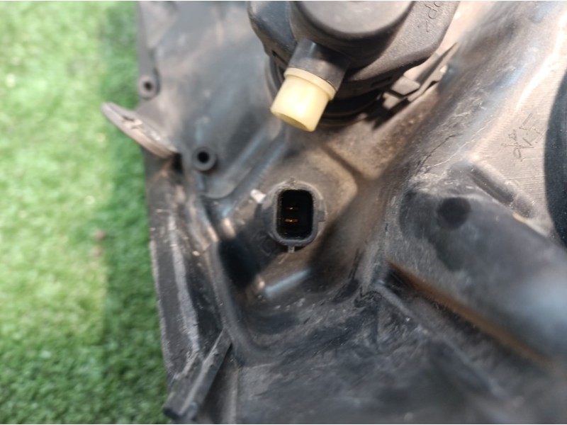 Recambio de faro izquierdo para renault scenic ii referencia OEM IAM 15810300LI 15810300LI 15810300