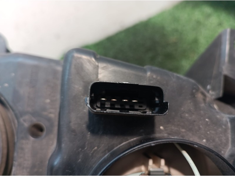Recambio de faro izquierdo para renault scenic ii referencia OEM IAM 15810300LI 15810300LI 15810300