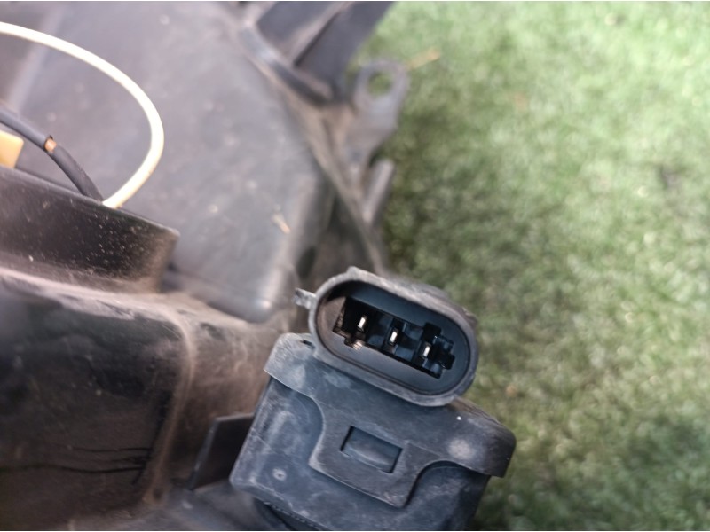 Recambio de faro izquierdo para renault scenic ii referencia OEM IAM 15810300LI 15810300LI 15810300