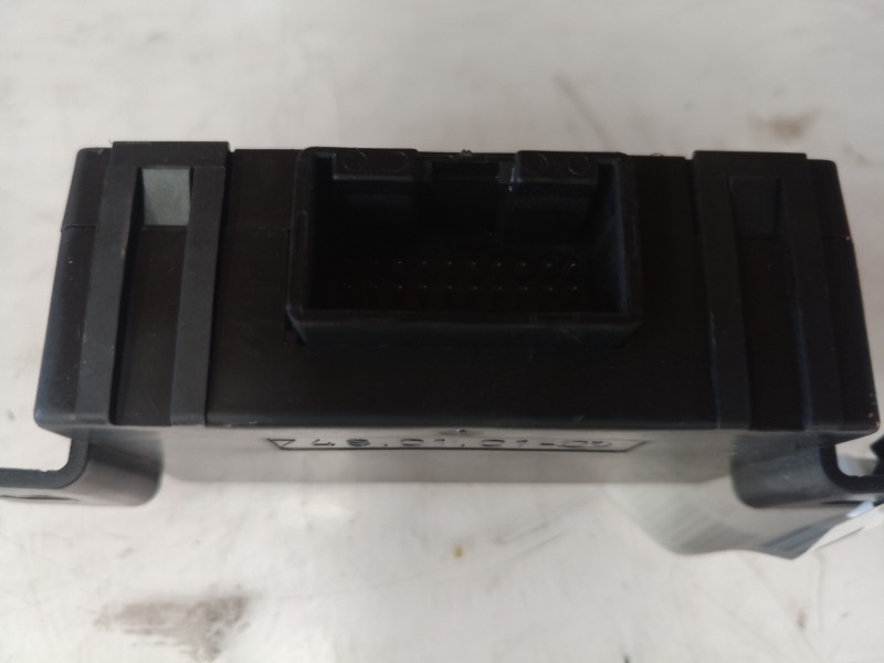 Recambio de modulo electronico para audi a6 avant (4b5) 2.5 tdi quattro referencia OEM IAM 4D0951173 4D0951173 4D0951173