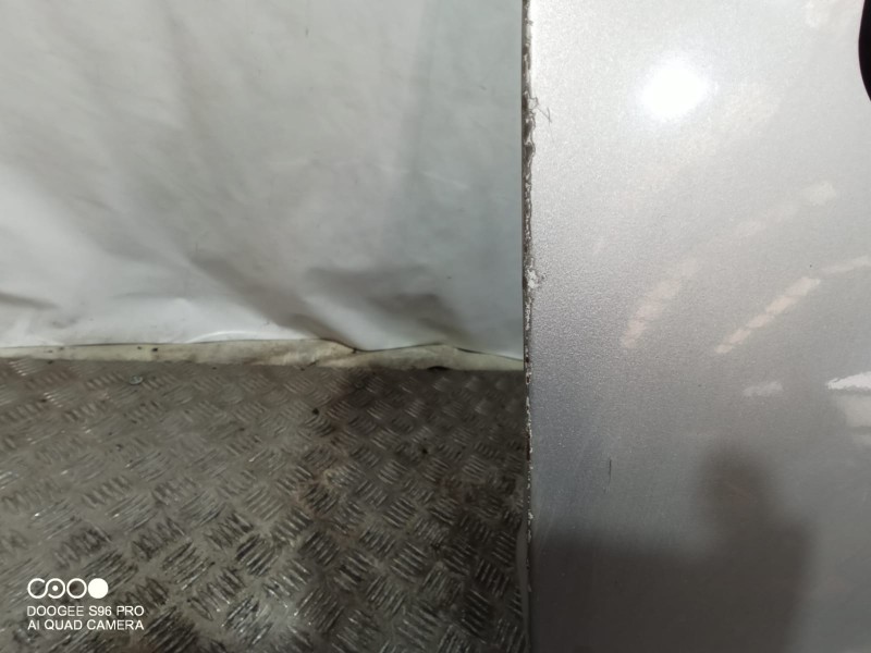 Recambio de puerta delantera derecha para hyundai coupe (gk) 1.6 fx referencia OEM IAM    Recambio de puerta delantera derecha para hyundai coupe (gk) 1.6 fx referencia OEM IAM