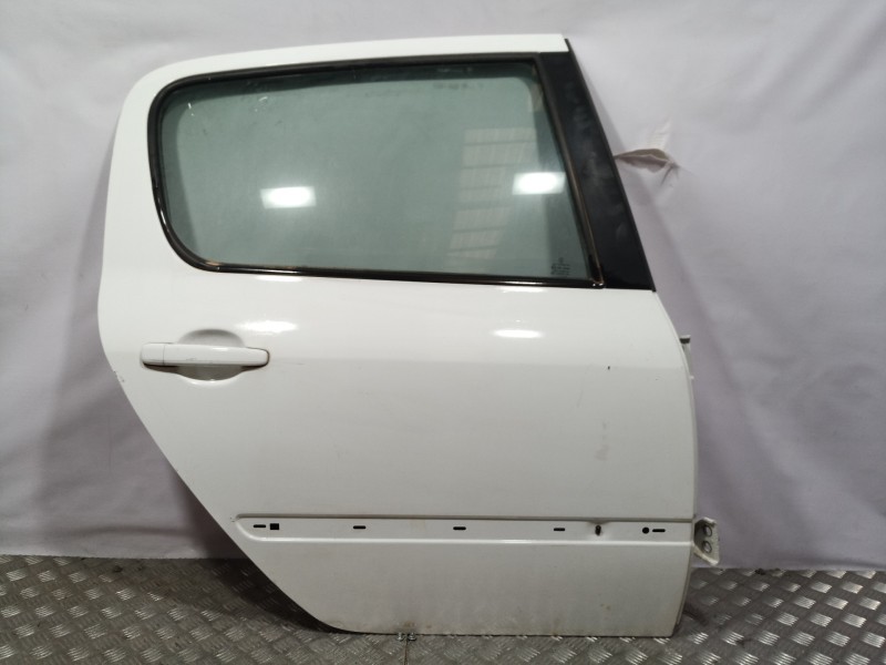 Recambio de puerta trasera derecha para peugeot 206 4-trg. referencia OEM IAM   