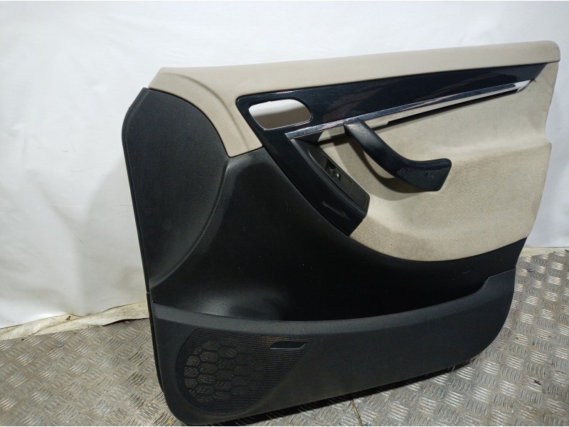 Recambio de guarnecido puerta trasera derecha para citroën c4 picasso exclusive referencia OEM IAM 96851328 96851328 96851328