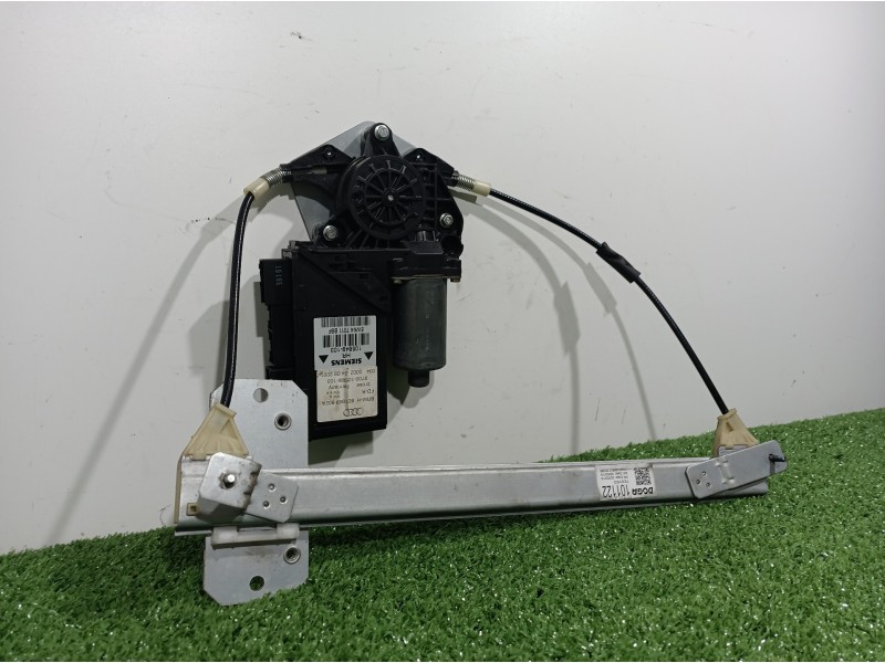 Recambio de elevalunas trasero derecho para audi a4 berlina (8e) 1.9 tdi (96kw) referencia OEM IAM 8E0959802A 105849103 97001059