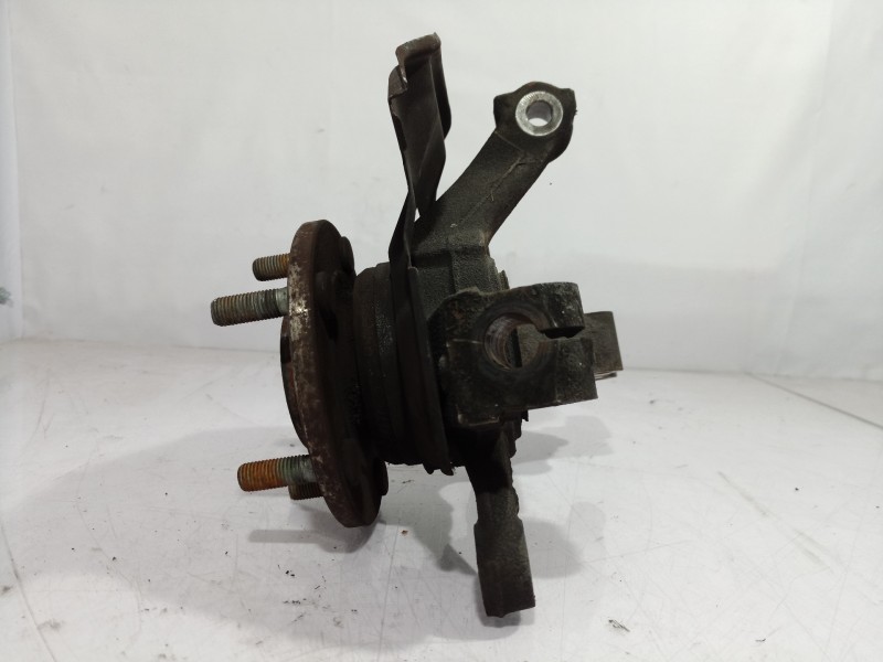 Recambio de mangueta delantera izquierda para mazda 626 monovolumen (gw) 2.0 exclusive (85kw) referencia OEM IAM   