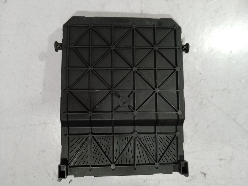 Recambio de caja reles / fusibles para citroën xsara picasso referencia OEM IAM BSIE0100 BSIE0100 BSIE0100