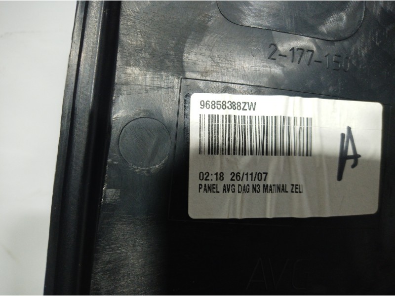 Recambio de guarnecido puerta delantera izquierda para citroën c4 picasso exclusive referencia OEM IAM 96858388 96858388 9685838