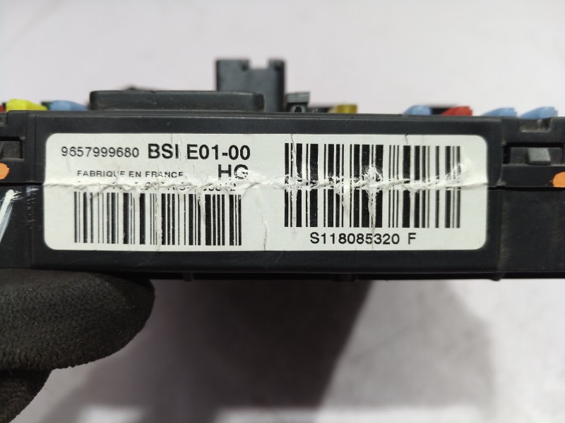 Recambio de caja reles / fusibles para citroën xsara picasso referencia OEM IAM BSIE0100 BSIE0100 BSIE0100