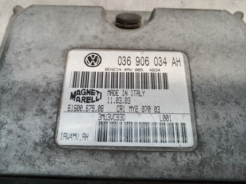 Recambio de centralita motor uce para seat ibiza (6l1) signo referencia OEM IAM 036906034AH 6160067908 3MU3VCB3D