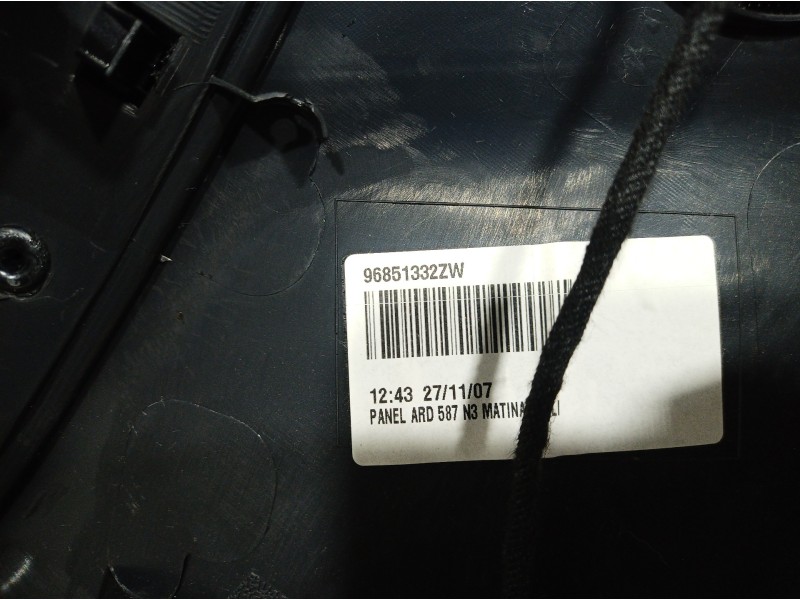 Recambio de guarnecido puerta delantera derecha para citroën c4 picasso exclusive referencia OEM IAM 96851332 96851332 96851332