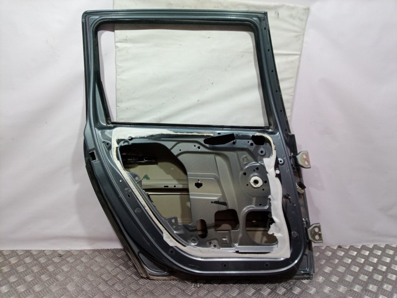 Recambio de puerta trasera izquierda para peugeot 307 break / sw (s1) referencia OEM IAM   