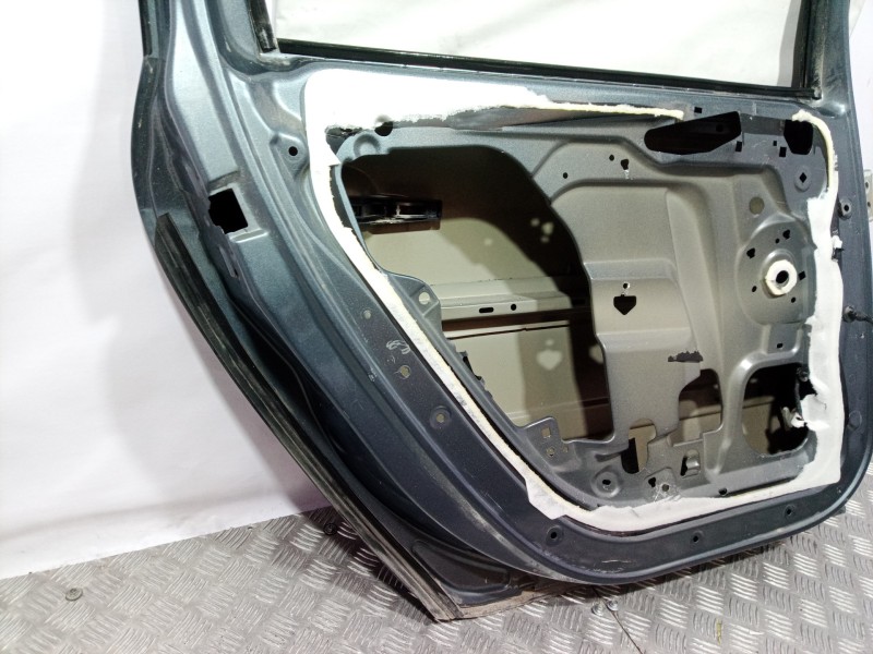 Recambio de puerta trasera izquierda para peugeot 307 break / sw (s1) referencia OEM IAM   