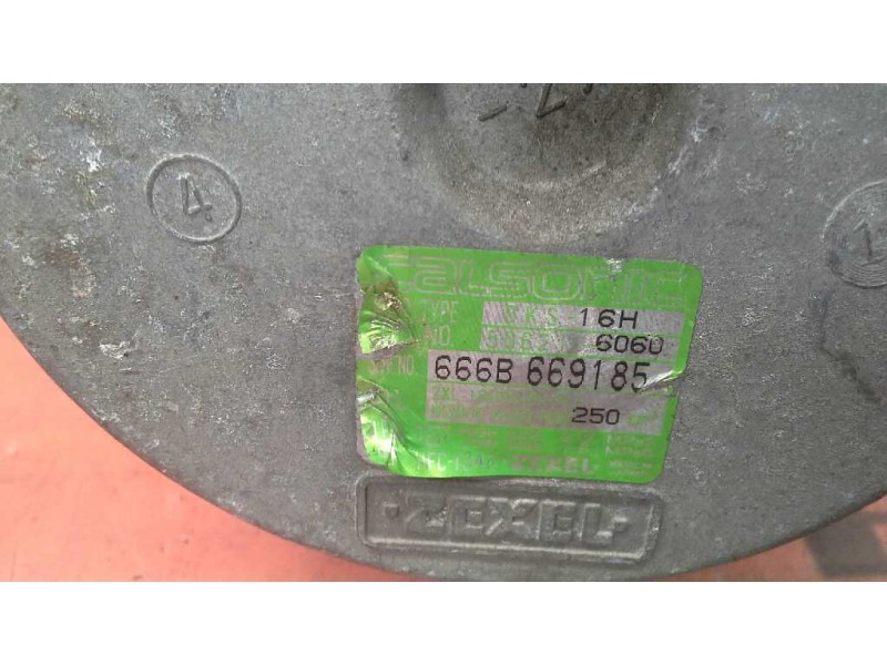 Recambio de compresor aire acondicionado para nissan vanette cargo (hc23) referencia OEM IAM 5062116060 5062116060 5062116060