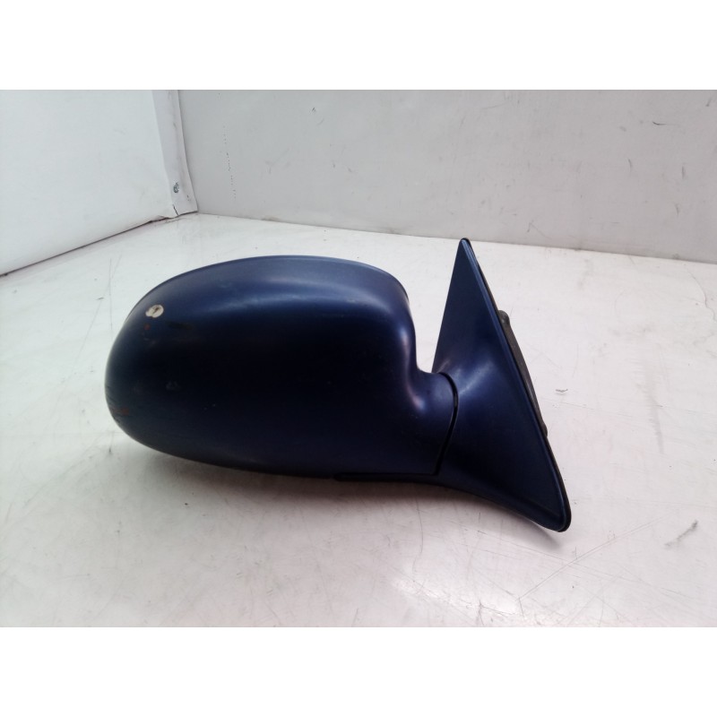 Recambio de retrovisor derecho para hyundai lantra berlina (rd) 1.9 d gls referencia OEM IAM 8760629860 8760629860 8760629860