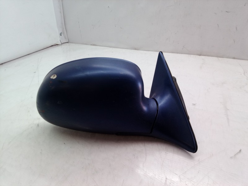 Recambio de retrovisor derecho para hyundai lantra berlina (rd) 1.9 d gls referencia OEM IAM 8760629860 8760629860 8760629860