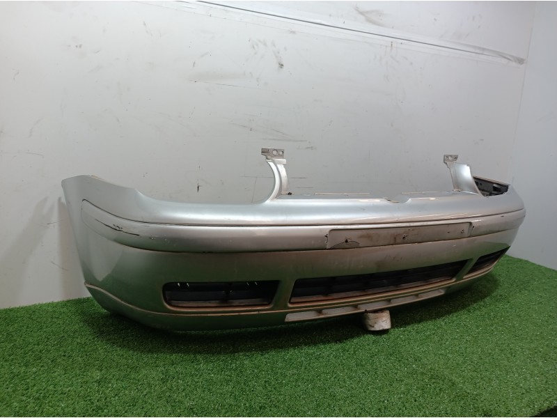 Recambio de paragolpes delantero para volkswagen golf iv berlina (1j1) referencia OEM IAM   