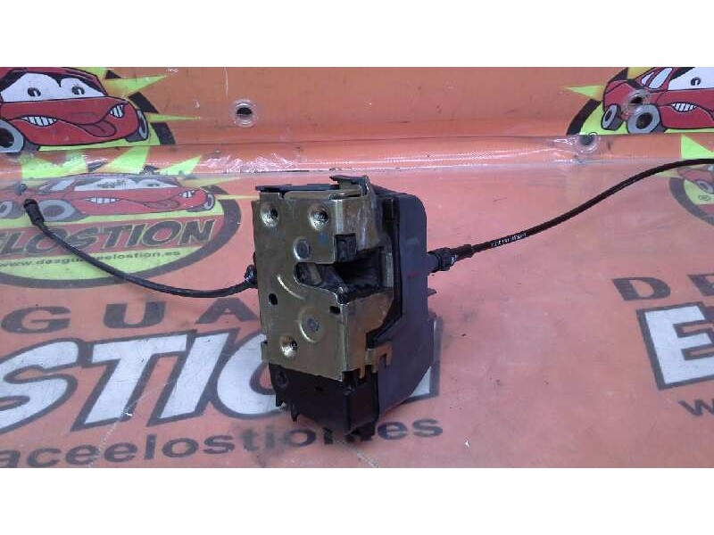 Recambio de cerradura puerta trasera derecha para renault scenic ii referencia OEM IAM   