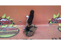 Recambio de cerradura puerta trasera izquierda para toyota corolla (e12) referencia OEM IAM    2