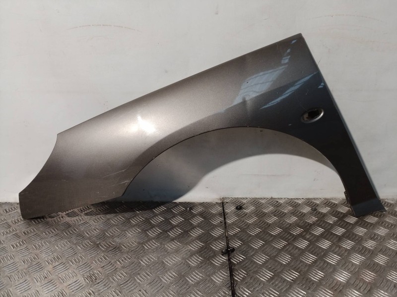 Recambio de aleta delantera izquierda para peugeot 407 st confort referencia OEM IAM    Recambio de aleta delantera izquierda para peugeot 407 st confort referencia OEM IAM